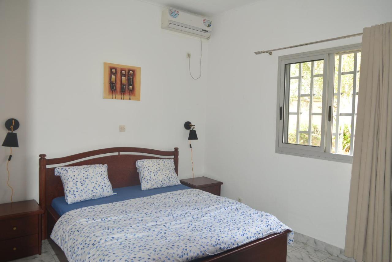 Villa Les 3 Oisillons Kribi Bagian luar foto