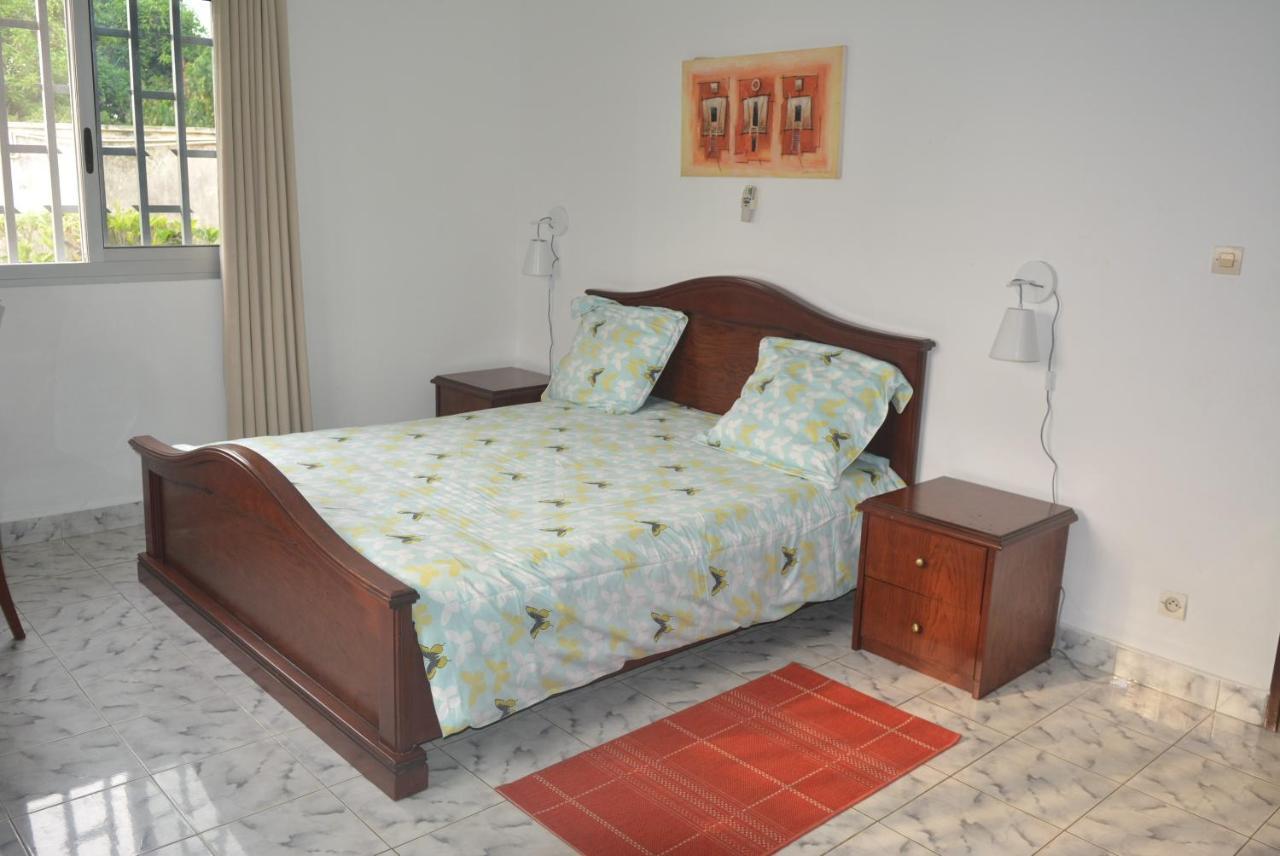 Villa Les 3 Oisillons Kribi Bagian luar foto