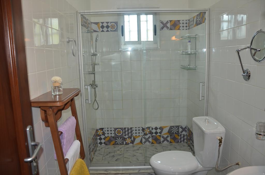 Villa Les 3 Oisillons Kribi Bagian luar foto
